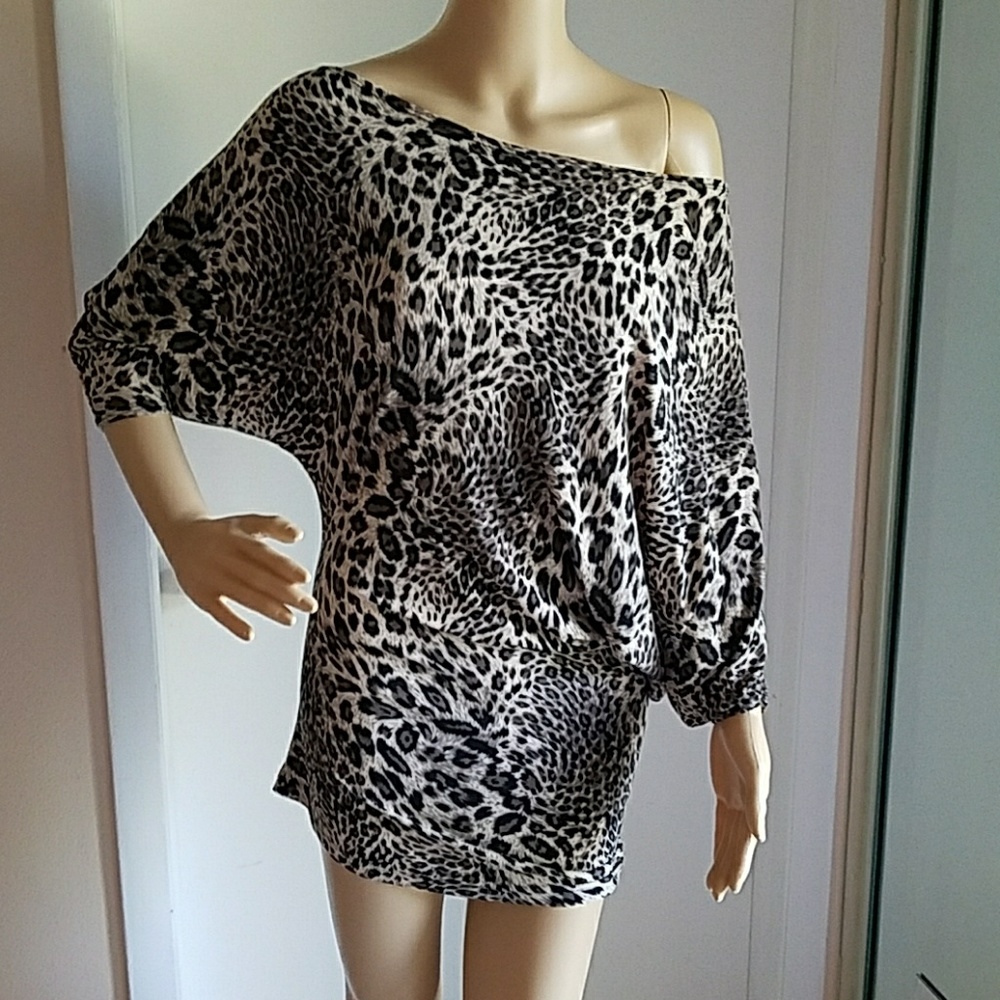 Long cheetah  top